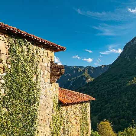 Aguas Parque Ponga Country house Cazo