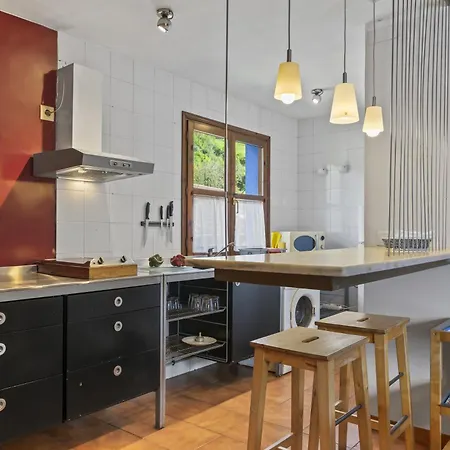 Aguas Parque Ponga Country house