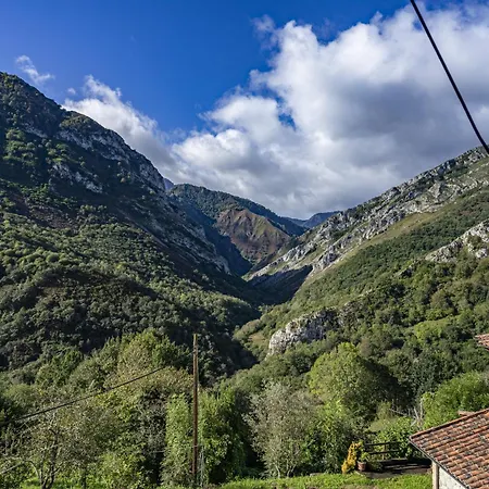 Σπίτι διακοπών Aguas Parque Ponga Cazo